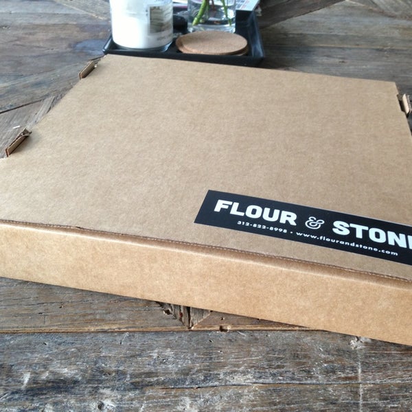 Foto tirada no(a) Flour &amp; Stone por cwh em 3/2/2013