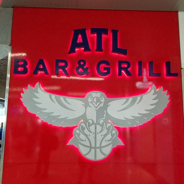 11/3/2017 tarihinde Fernando S.ziyaretçi tarafından Atlanta Hawks Bar &amp; Grill'de çekilen fotoğraf