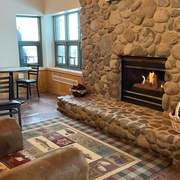 Christmas tree shopping center incline village