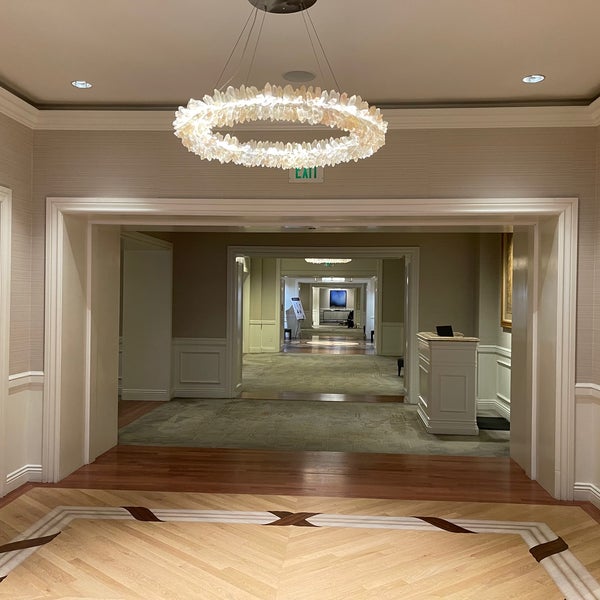 Foto diambil di The Ritz-Carlton, Half Moon Bay oleh Dion H. pada 10/23/2023