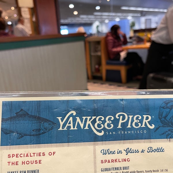 Foto tirada no(a) Yankee Pier por Dion H. em 10/27/2022