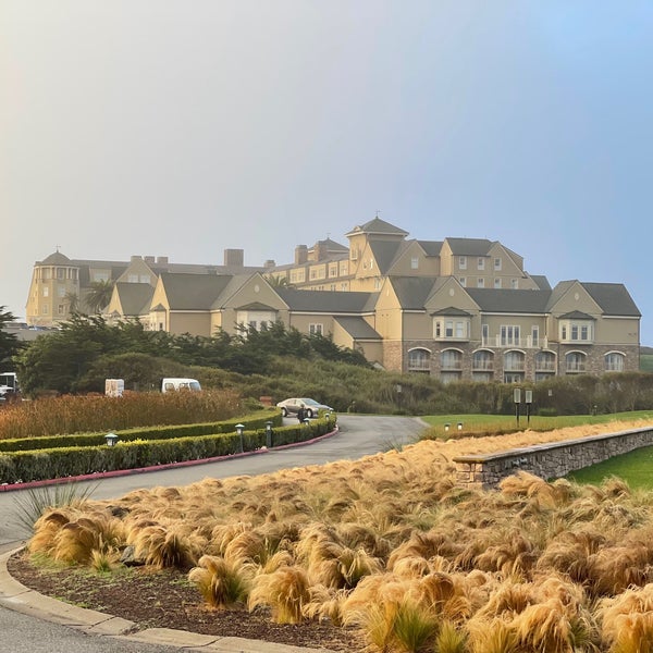 Photo taken at The Ritz-Carlton, Half Moon Bay by Dion H. on 10/25/2022