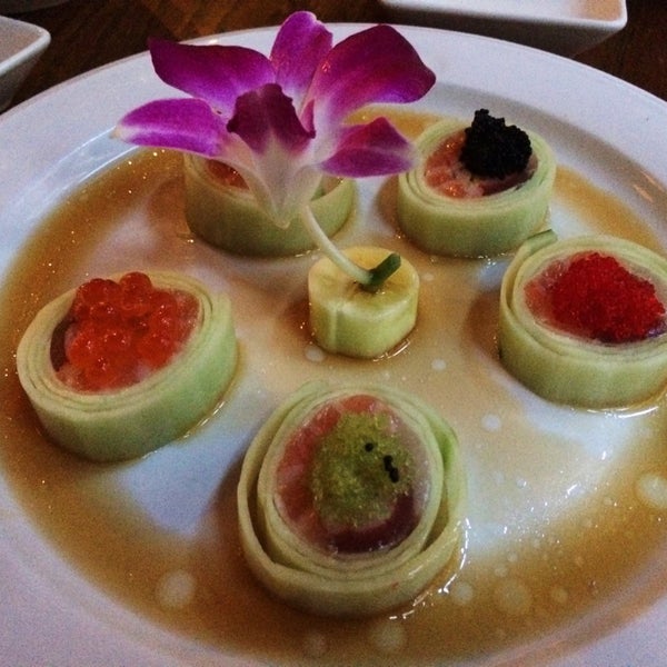 Das Foto wurde bei Jin Restaurant von Claudia S. am 6/26/2014 aufgenommen