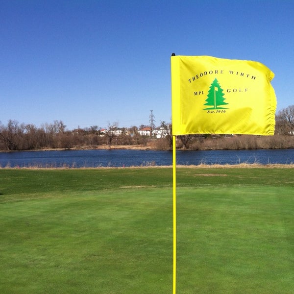 Foto scattata a Theodore Wirth Golf Course da Bob L. il 4/21/2014