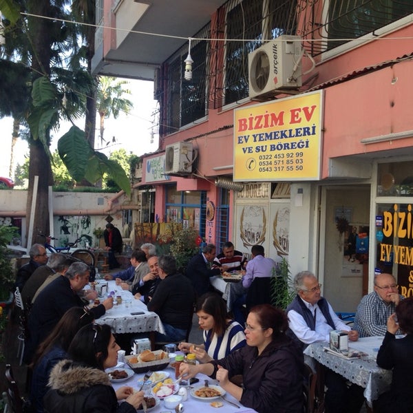 3/20/2014 tarihinde Alpay D.ziyaretçi tarafından Bizim Ev Türk Mutfağı Su Böreği'de çekilen fotoğraf