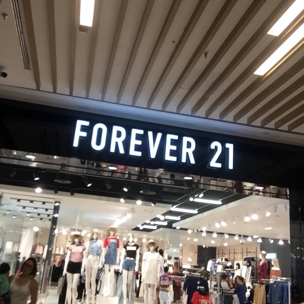 Forever 21 vende o dobro do esperado em primeiro fim de semana no Brasil -  Viva a Vida - R7 Moda