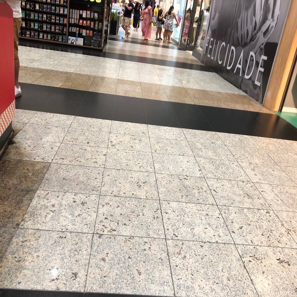 Das Foto wurde bei Balneário Shopping von LPD J. am 3/27/2022 aufgenommen