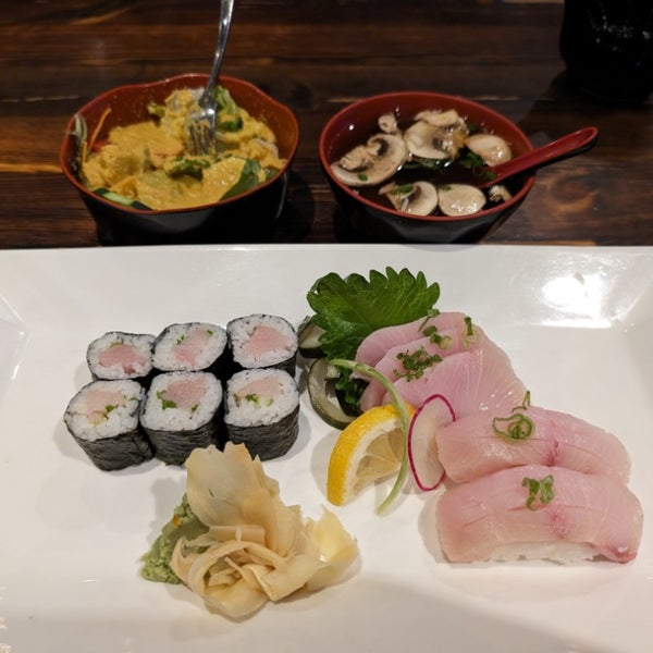 12/4/2023にLeon J.がSamurai Japanese Cuisineで撮った写真