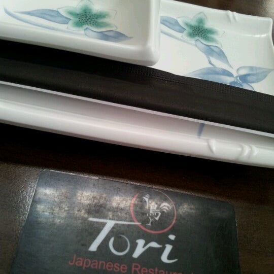 Foto tirada no(a) Restaurante Sushi Tori | 鳥 por Jean Carlo S. em 10/19/2012