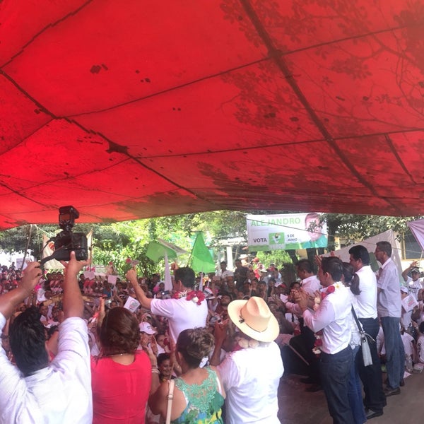 Fotos en Acatlan De Perez Figueroa,