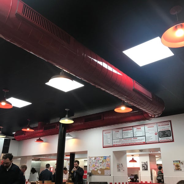 Photo taken at Five Guys by S E. on 9/30/2017