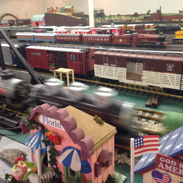 toy model mall