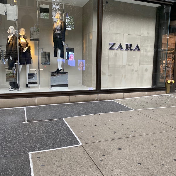 Photo taken at Zara by Kenneth I. on 9/24/2023