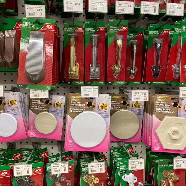 Pete's Ace Hardware 3 tips from 258 visitors