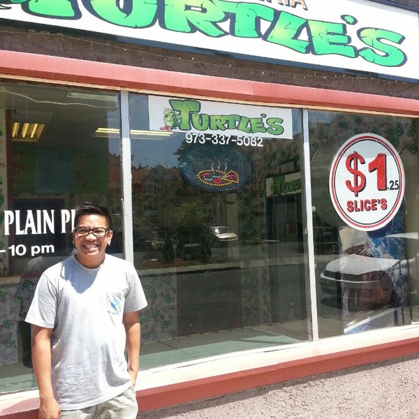 Turtle S Pizza Pizza Place In Bloomfield