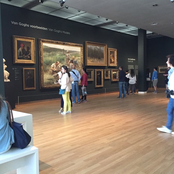 6/25/2015 tarihinde Gökhan E.ziyaretçi tarafından Van Gogh Museum'de çekilen fotoğraf