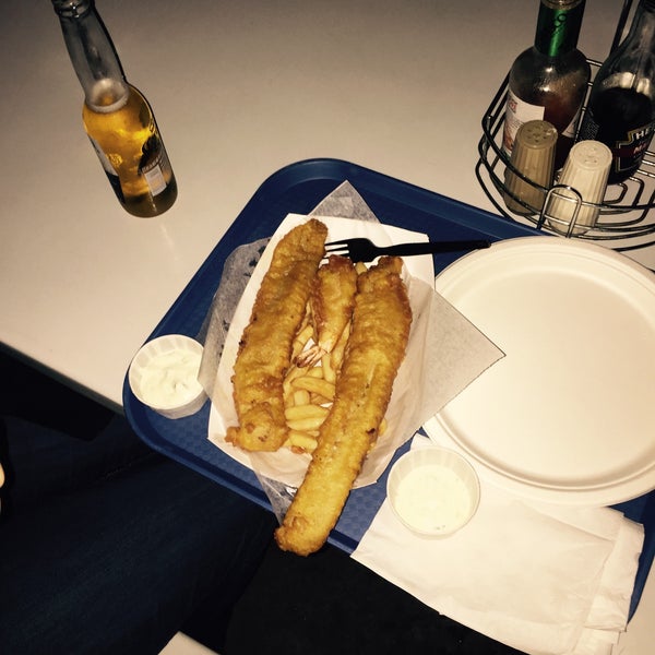 Photo taken at Harbor Fish and Chips by Christopher M. on 1/23/2015
