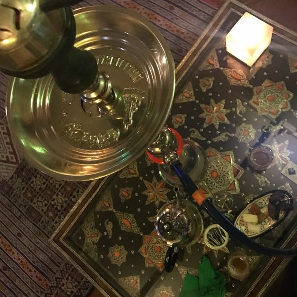 Chill spot with good shishas and middle eastern sweets served with mint tea