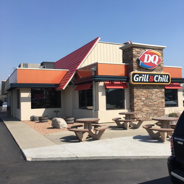 Dairy Queen Ice Cream Parlor