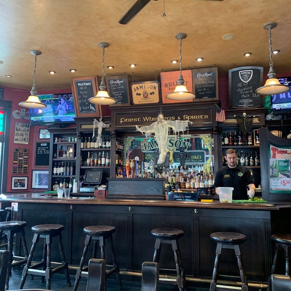 Снимок сделан в O&#39;Sullivan&#39;s Irish Pub &amp; Restaurant пользователем Ken S. 10/25/2019
