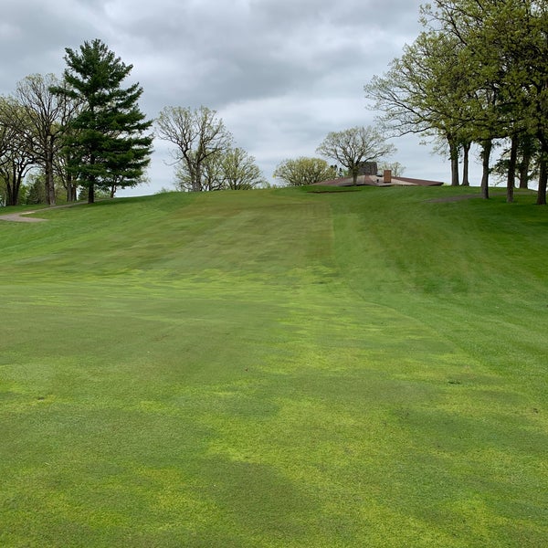 Photo taken at Saint Cloud Country Club by Ken S. on 5/20/2020