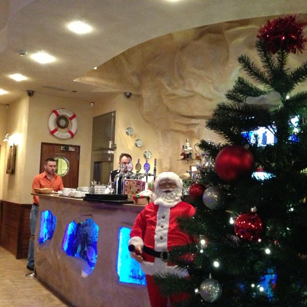 1/11/2013 tarihinde Gints A.ziyaretçi tarafından Admiral Restaurant'de çekilen fotoğraf