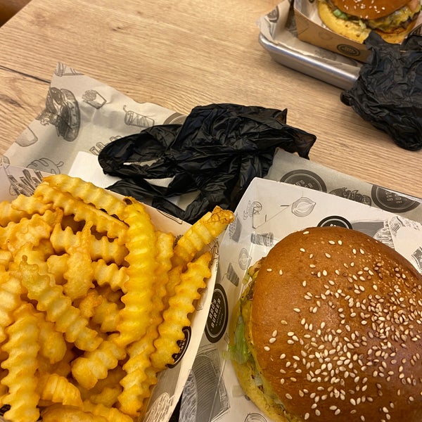 Bro‘s Burger & Kitchen Stalingrad 110 ziyaretçidan 5 tavsiye