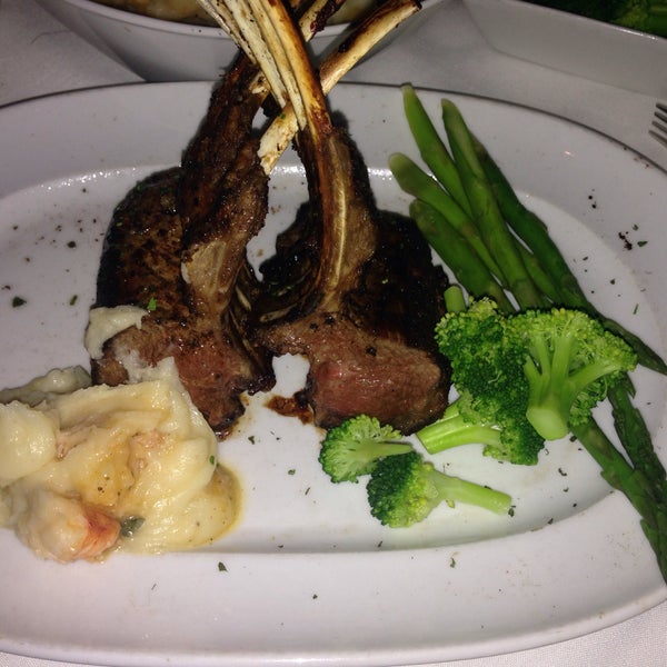 Photo taken at Mastro&#39;s Ocean Club by Jewellyn H. on 12/13/2014