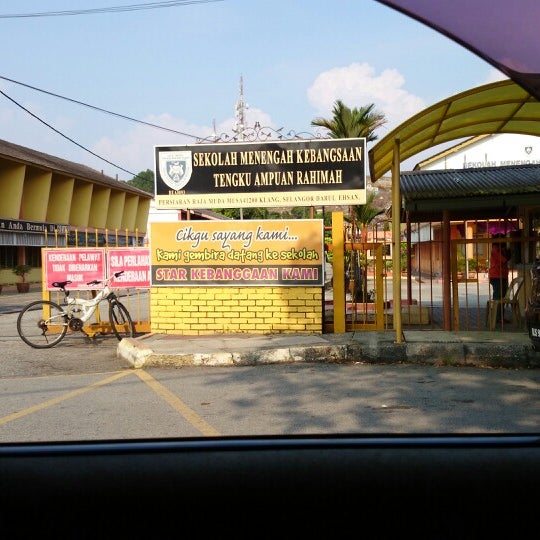 Photos At Smk Tengku Ampuan Rahimah 3 Tips