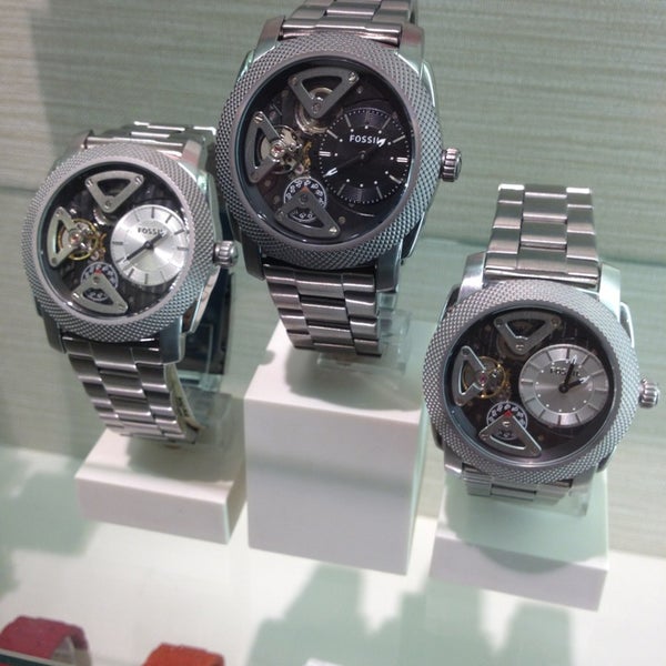 fossil montgomery mall