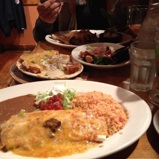11/11/2012 tarihinde Alejandra R.ziyaretçi tarafından Santa Fe Steakhouse'de çekilen fotoğraf