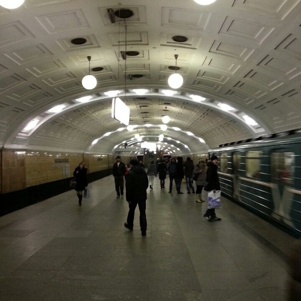 Библиотека ленина метро