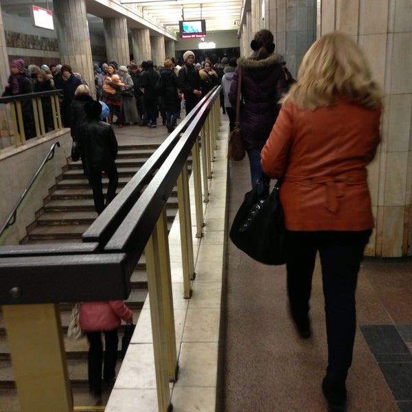 Метро красный проспект