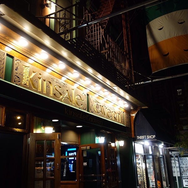 รูปภาพถ่ายที่ Kinsale Tavern โดย tomo y. เมื่อ 10/16/2013