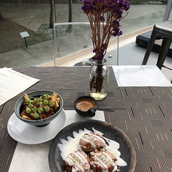 4/7/2018 tarihinde Daniel C.ziyaretçi tarafından Restaurante Tamayo'de çekilen fotoğraf