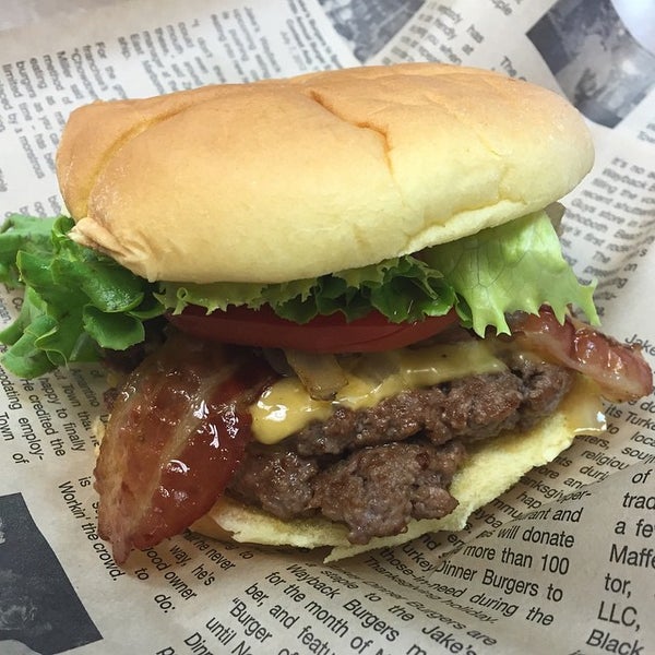 10/27/2014にStephen P.がWayback Burgersで撮った写真