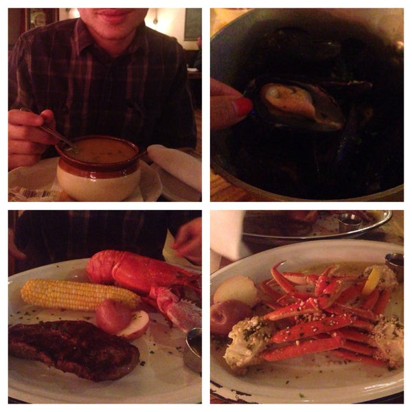 Снимок сделан в Murphy&#39;s Lobster Grill пользователем Stephanie A. 12/17/2014
