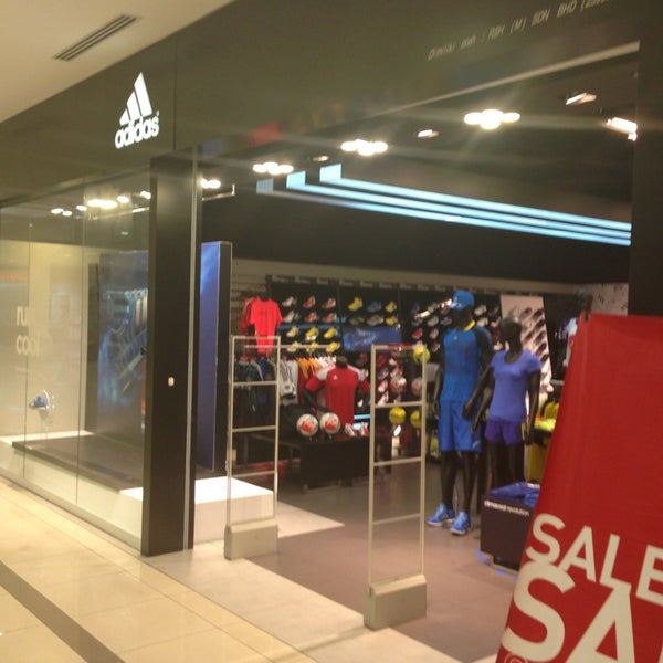 adidas ioi mall