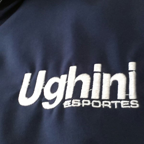 Ughini tenis feminino 2025