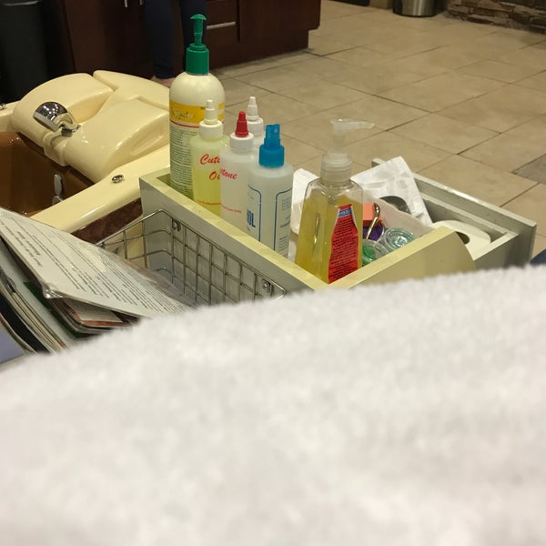 Fabulous Nails & Spa Nail Salon in Manteca