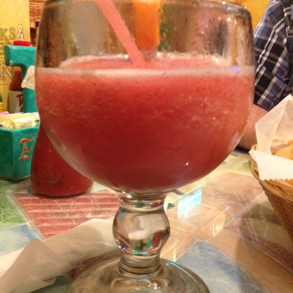 Photo taken at El Tapatio Mexican Restaurant by Danielle G. on 3/10/2013