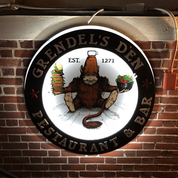 11/13/2017にEduardo C.がGrendel&#39;s Den Restaurant &amp; Barで撮った写真