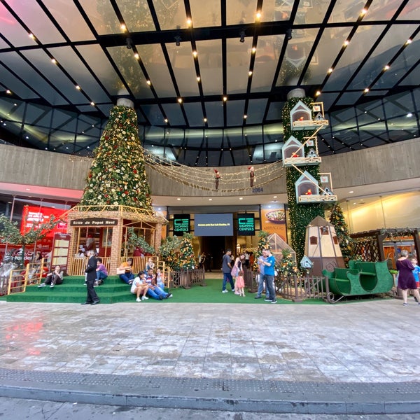 12/17/2019 tarihinde Eduardo C.ziyaretçi tarafından Shopping Center 3'de çekilen fotoğraf