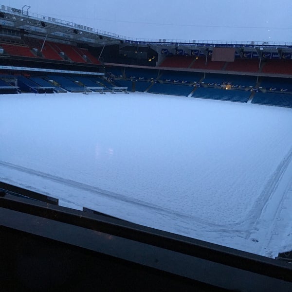 Photo taken at Ullevaal Stadion by Ivar H. on 1/28/2018