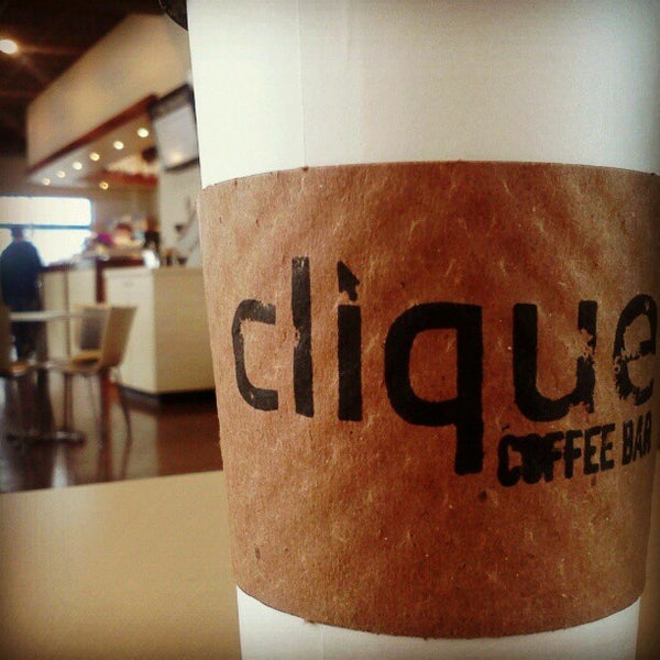 Das Foto wurde bei Clique Coffee Bar von Ethan B. am 12/8/2012 aufgenommen