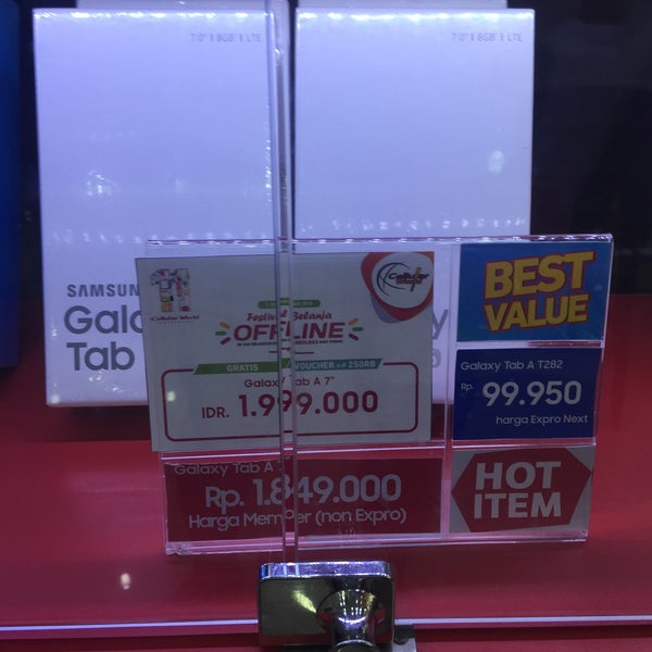 Cellular World - Jalan Gatot Subroto