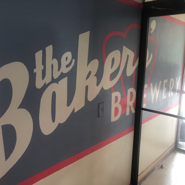 Foto tomada en The Bakers&#39; Brewery  por Gregory E. el 6/28/2021