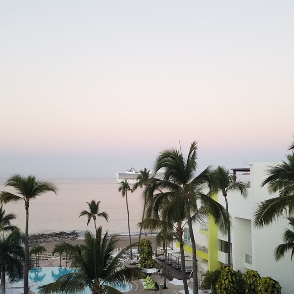 Photo prise au Hilton Resort par Stacy le2/15/2019