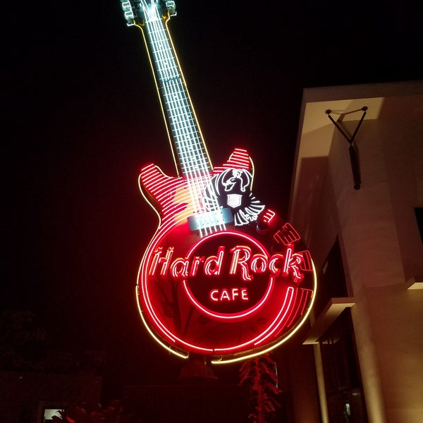 2/11/2018에 Stacy님이 Hard Rock Cafe에서 찍은 사진