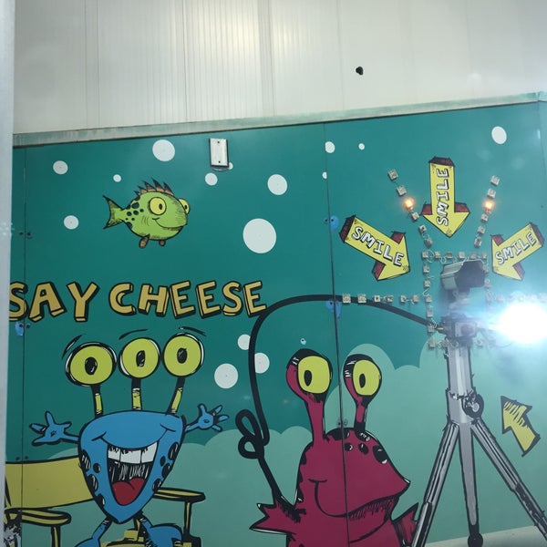 Cruz Thru Express Car Wash Car Wash and Detail